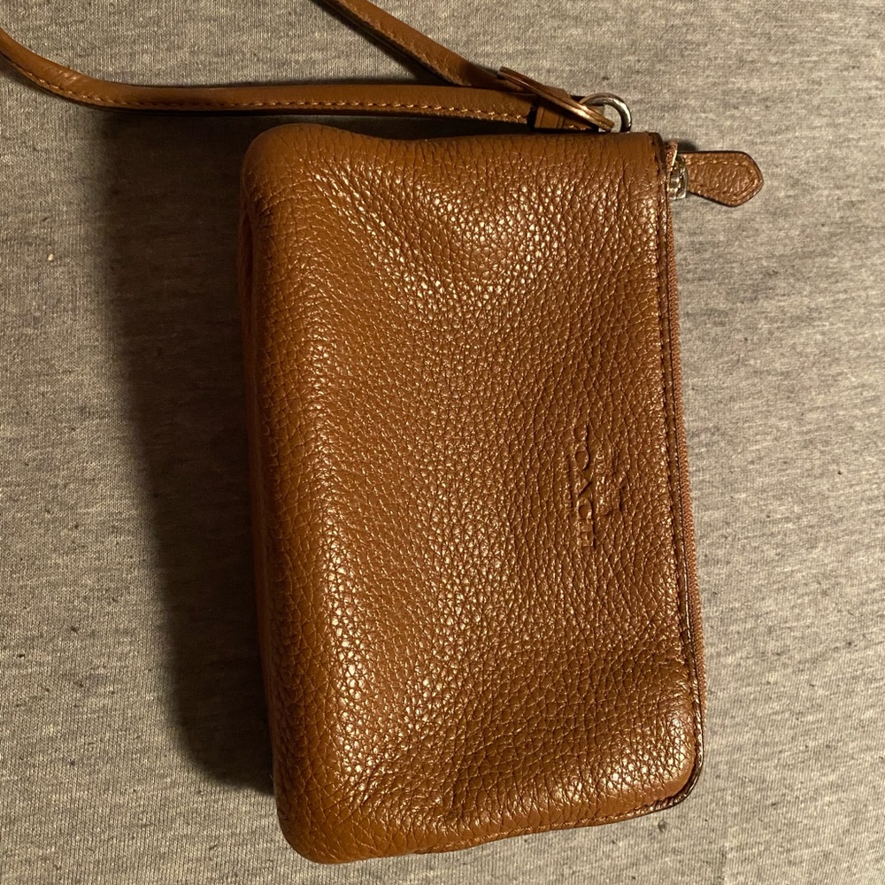 COACH two pocket wristlet leather